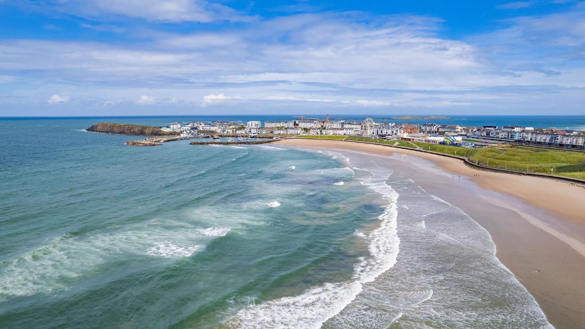 2 Dunluce Green - Portrush By The Sea Экстерьер фото